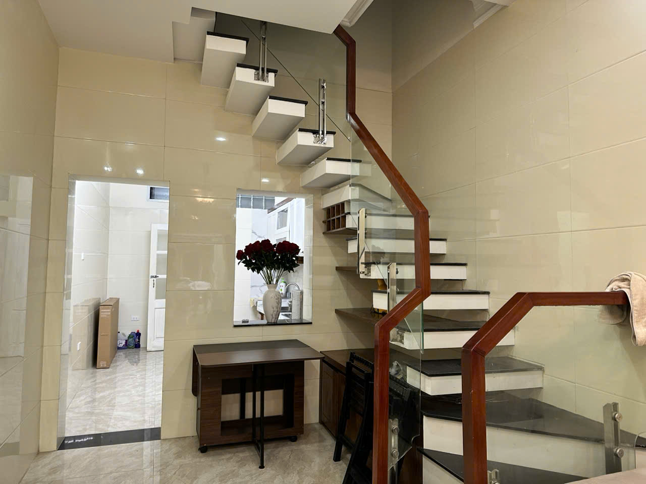 Bán nhà Phố Lò Đúc, ô tô đỗ cửa 49m2 x 3.5 tầng 4 ngủ, 10.8 tỷ - Ảnh 2